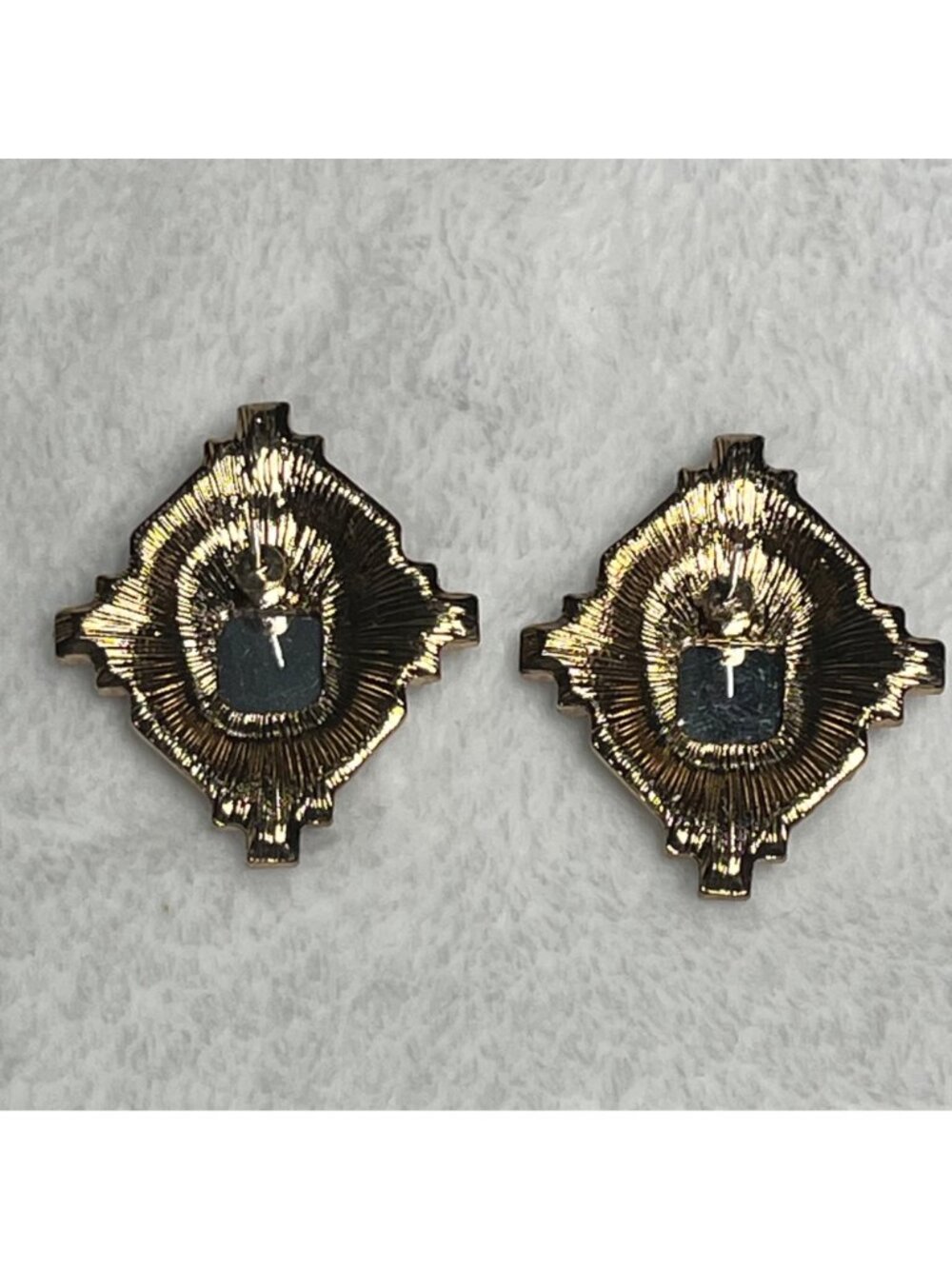 Art Deco Style Yellow Glass & Rhinestone Earrings Gold Tone pierced post - Picture 3 of 3